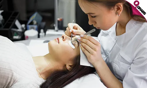 Certified Eyelash Technician Course
